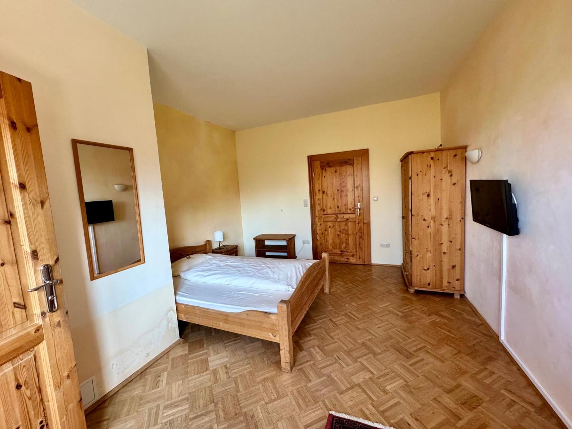 Hotel Gruenwald Ansbach Kültér fotó